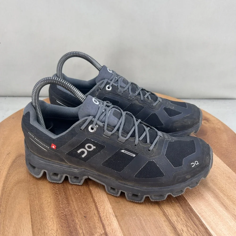 On Cloudventure Waterproof Womens Trail Running Shoes Black Grey Size 7.5